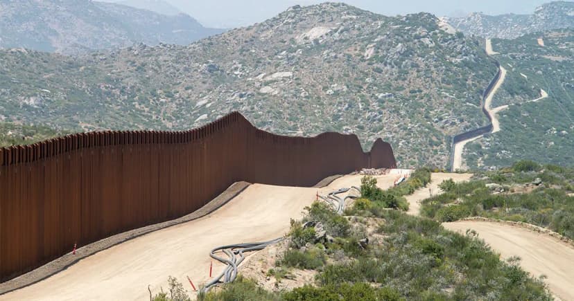Dónde va la fila en la garita San Luis Rio Colorado para cruzar en dirección a la línea de Arizona AZ, USA Dónde va la fila en la garita San Luis Rio Colorado para cruzar en dirección a la línea de Arizona AZ, USA